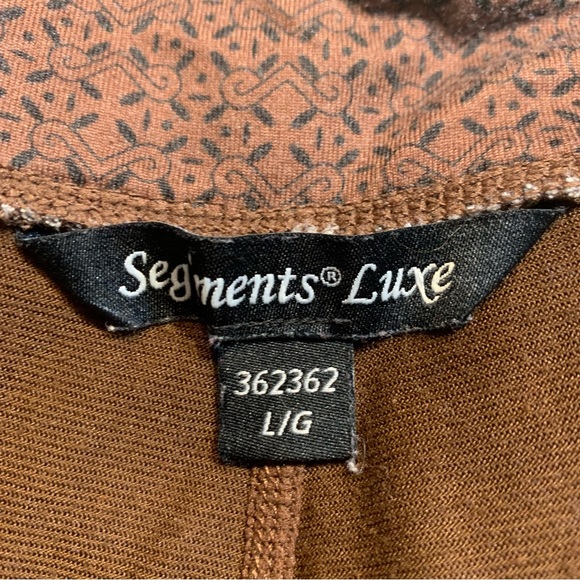 Brown patterned skort stretchy athleisure - Picture 6 of 7